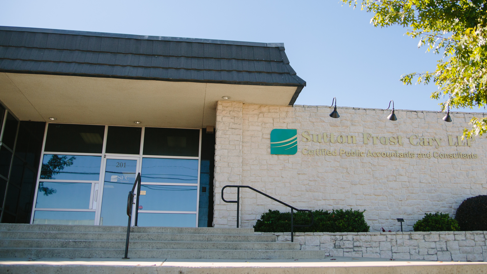 Sutton Frost Cary LLP Selected As Finalist For The 2017 Fort Worth Chamber Small Business Of The Year